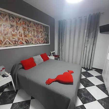 A 50 Metros De La Playa Apartment กาดิซ ภายนอก รูปภาพ